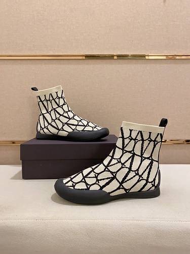 Picture of Valentino Shoes Men _SKUfw142018752fw
